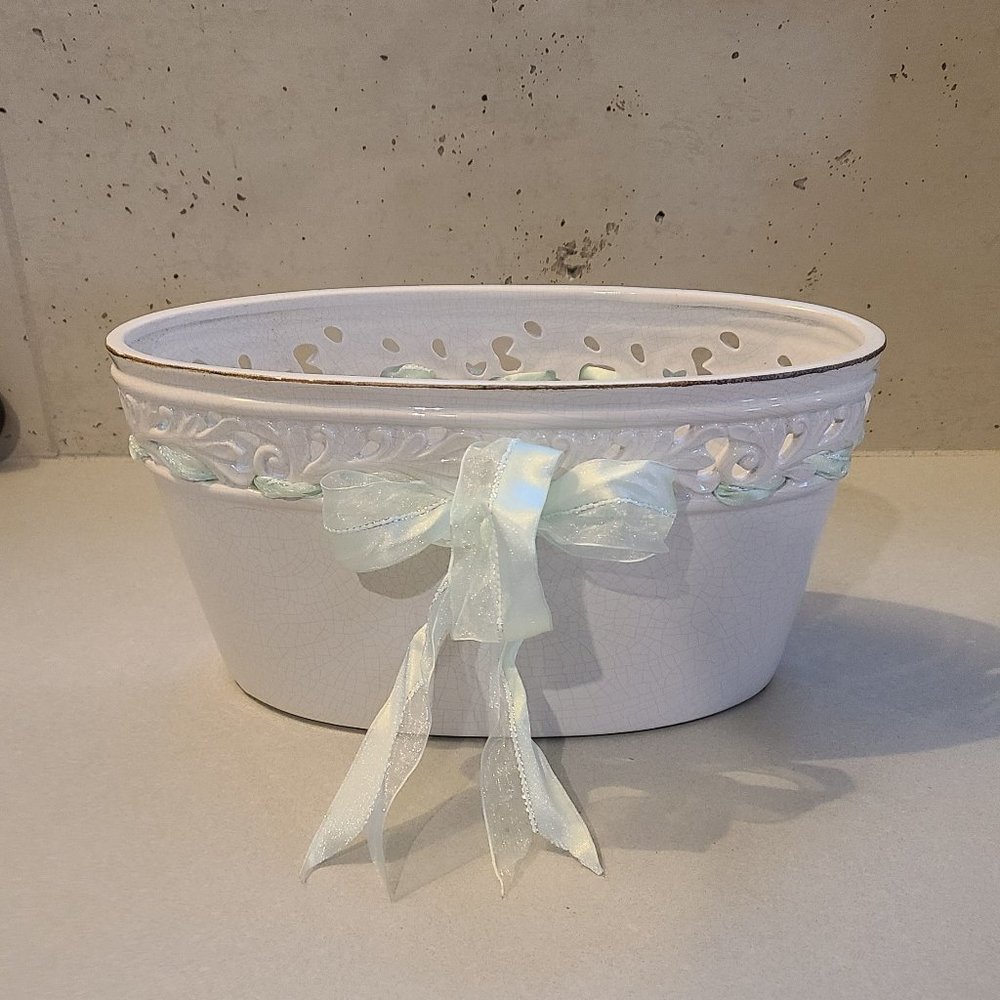 White Ceramic Decorative Vase/Bin with Ribbon Detailing